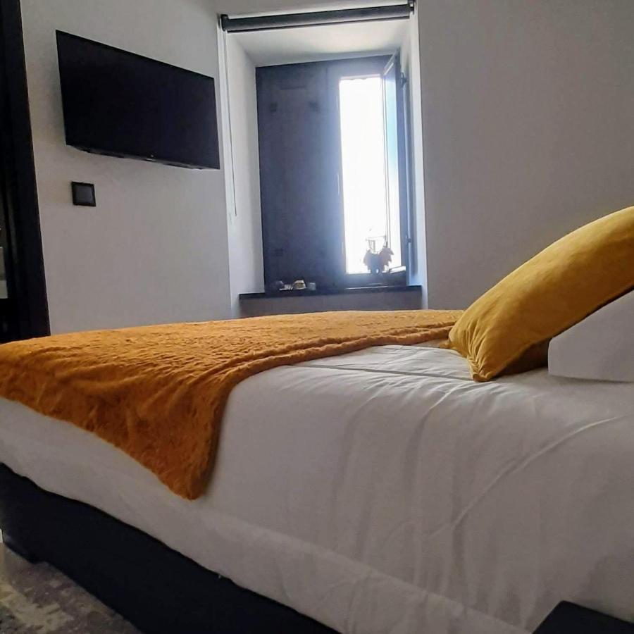 Taska Vila Velha Mirandela Luaran gambar